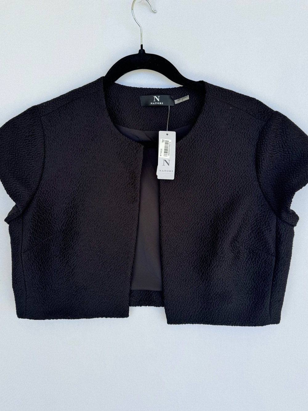Natori Black Textured Cropped Jacket with Short Sleeves